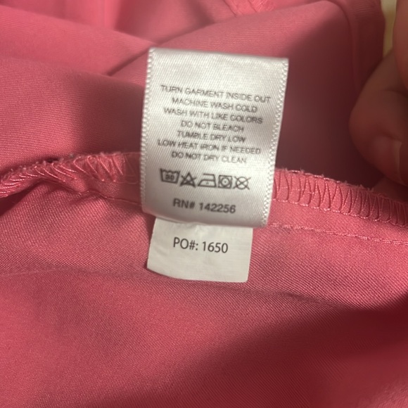 FIGS Rafaela Oversized Scrub Top - Bubblegum Pink - Picture 8 of 8